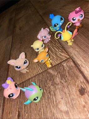 Hasbro Littlest Pet Shop Lot